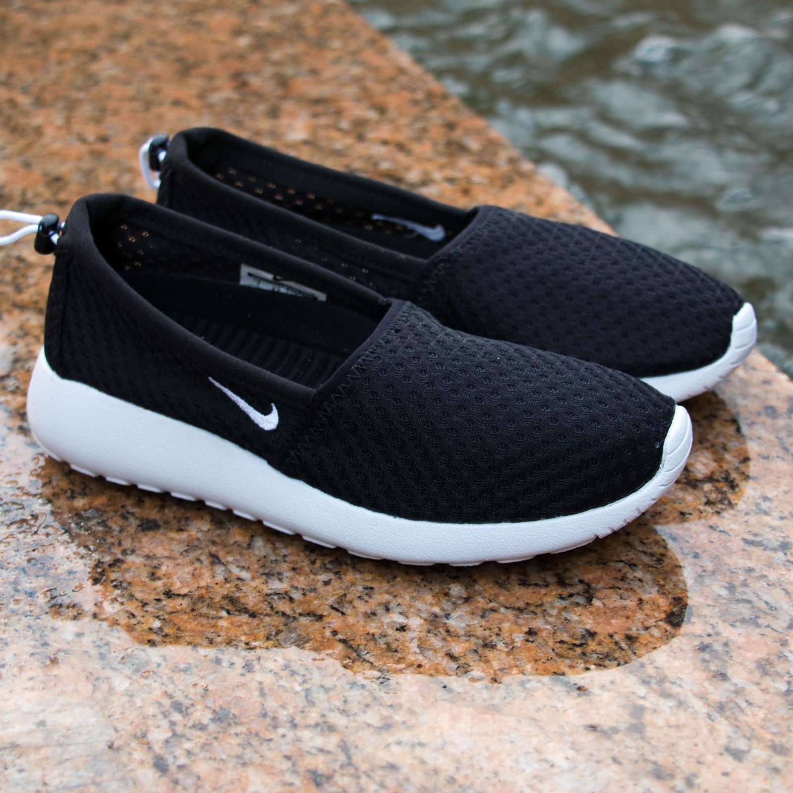 Слипы Nike женские Roshe One Slip 579826-010 — фото 3