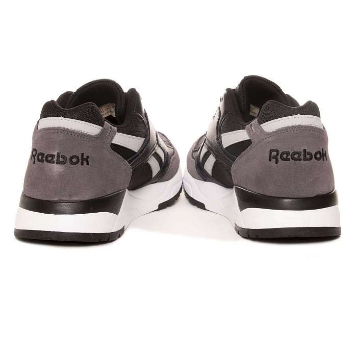Кроссовки Reebok Bolton MT AR1697